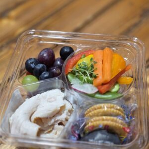 Snack & picnic boxes
